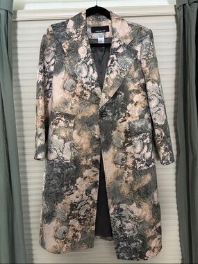 Jones New York Blush Pink and Gray Floral Long Trench Coat